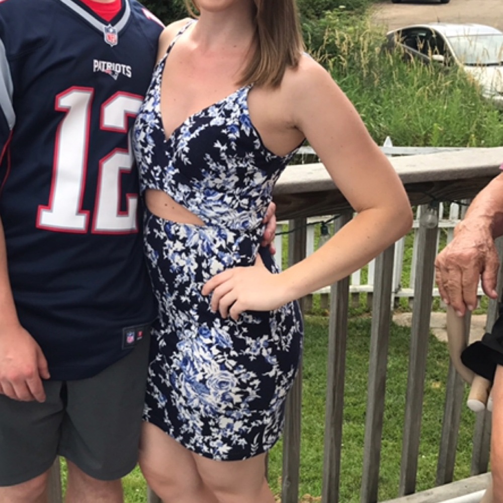 Floral twist cut out dress